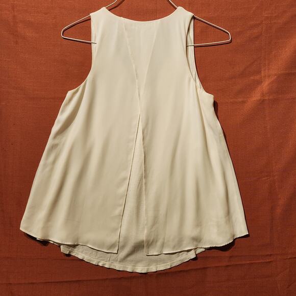 Loft Sz XS Cream Flowy Sleeveless Top Layered Minimalist Neutral Wardrobe Staple - Picture 2 of 8